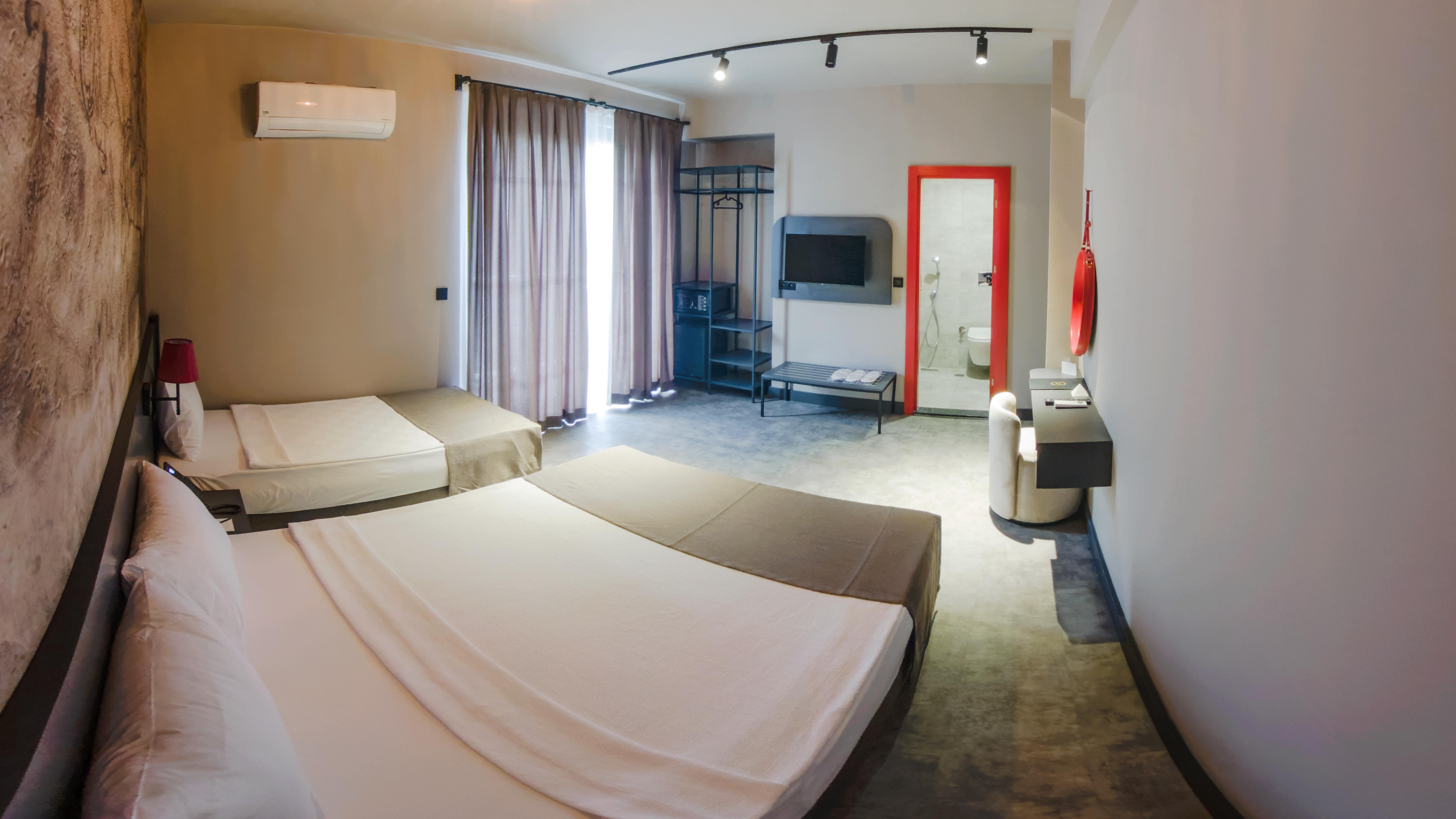Hotel Golden Sun เบลดิบี ภายนอก รูปภาพ