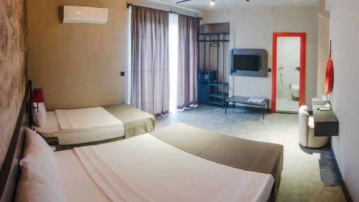 Hotel Golden Sun เบลดิบี ห้อง รูปภาพ