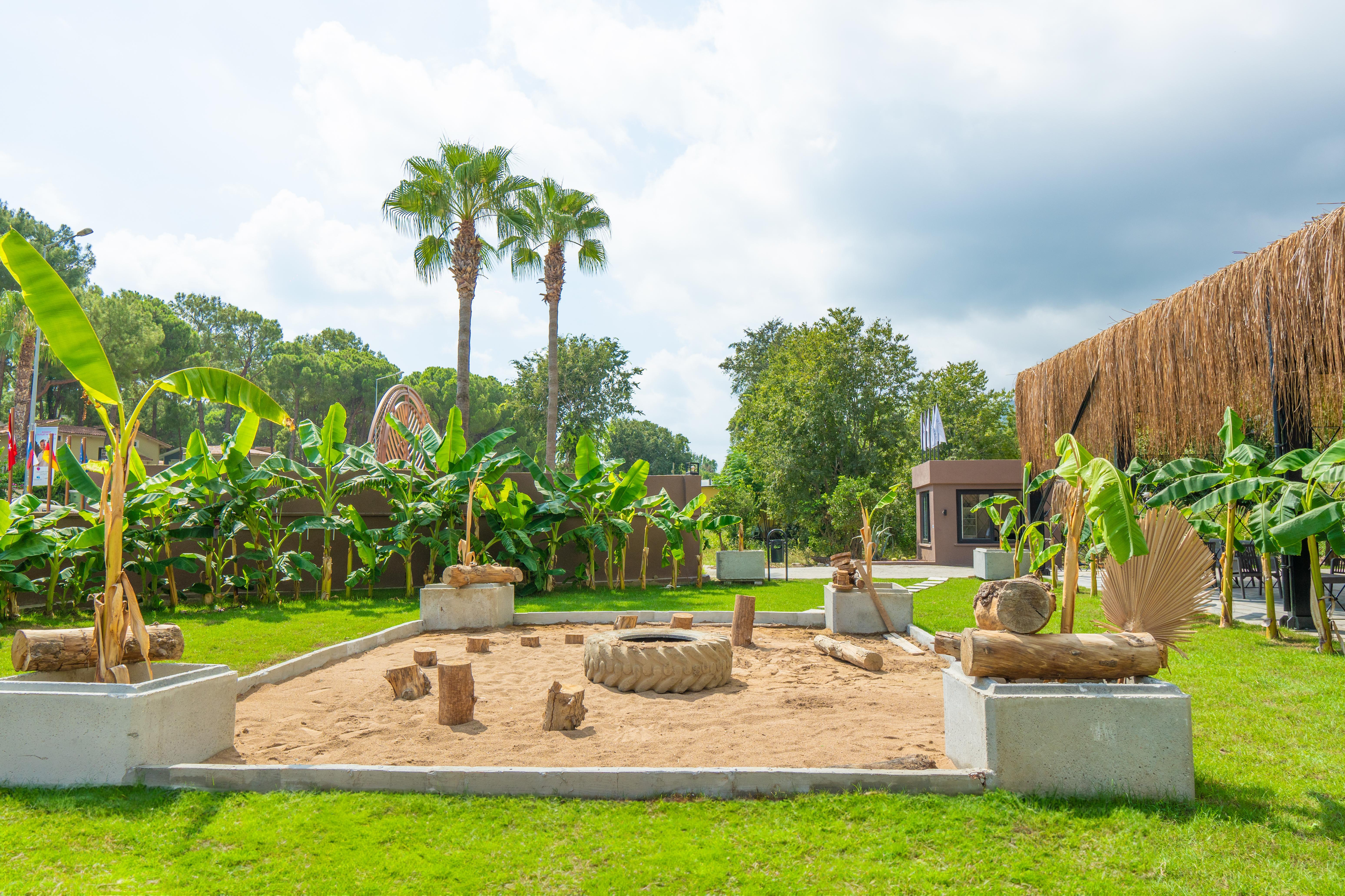 Hotel Golden Sun เบลดิบี ภายนอก รูปภาพ