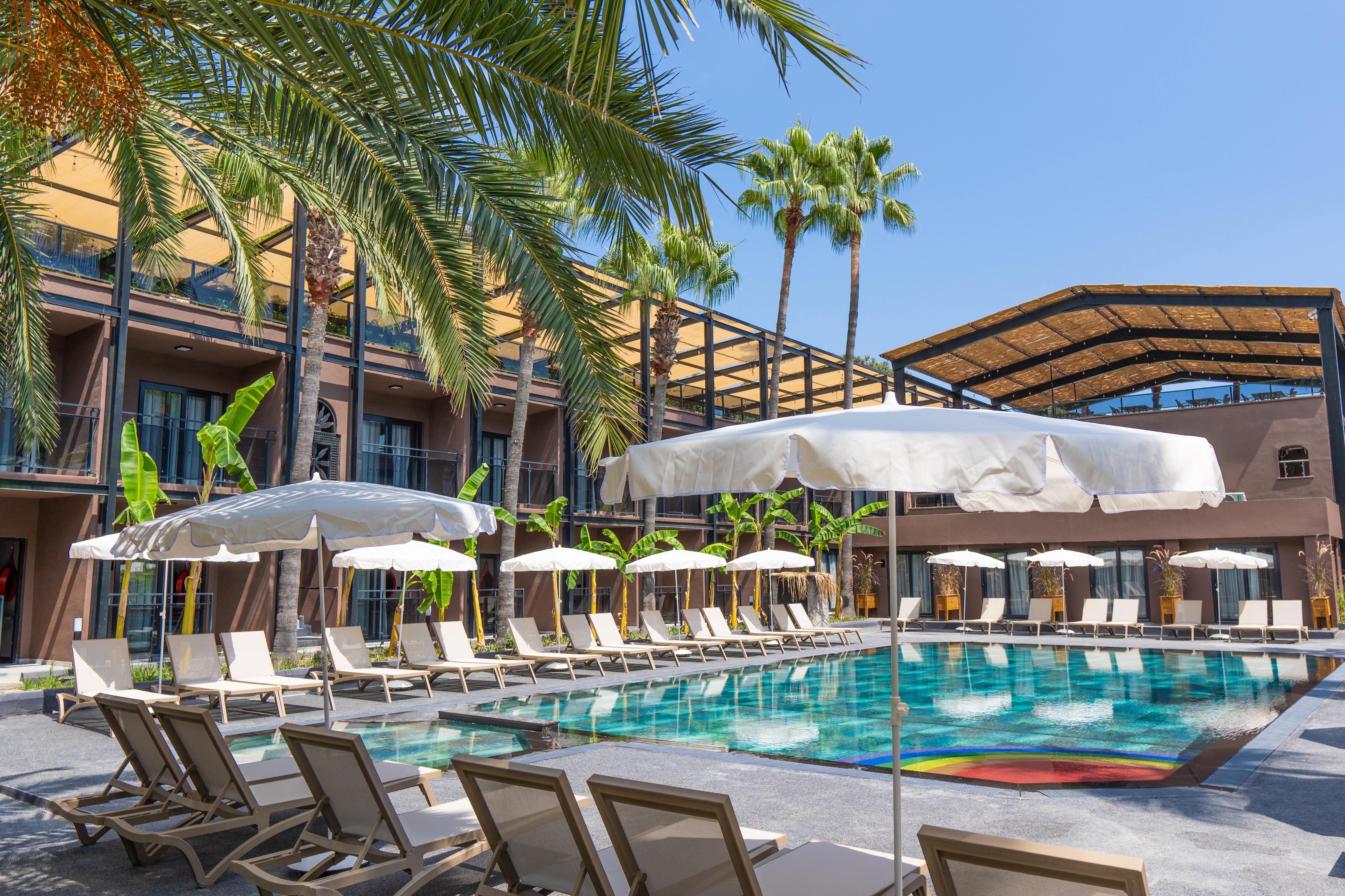 Hotel Golden Sun เบลดิบี ภายนอก รูปภาพ